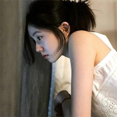 深夜中的企鹅